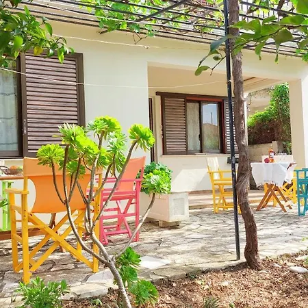 Lourantos Studios & Apartments Vathy  Exterior photo