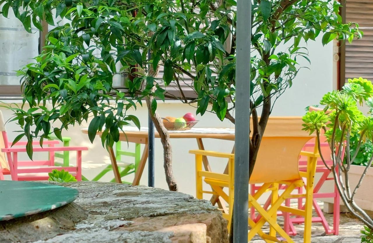 Lourantos & Apartment *