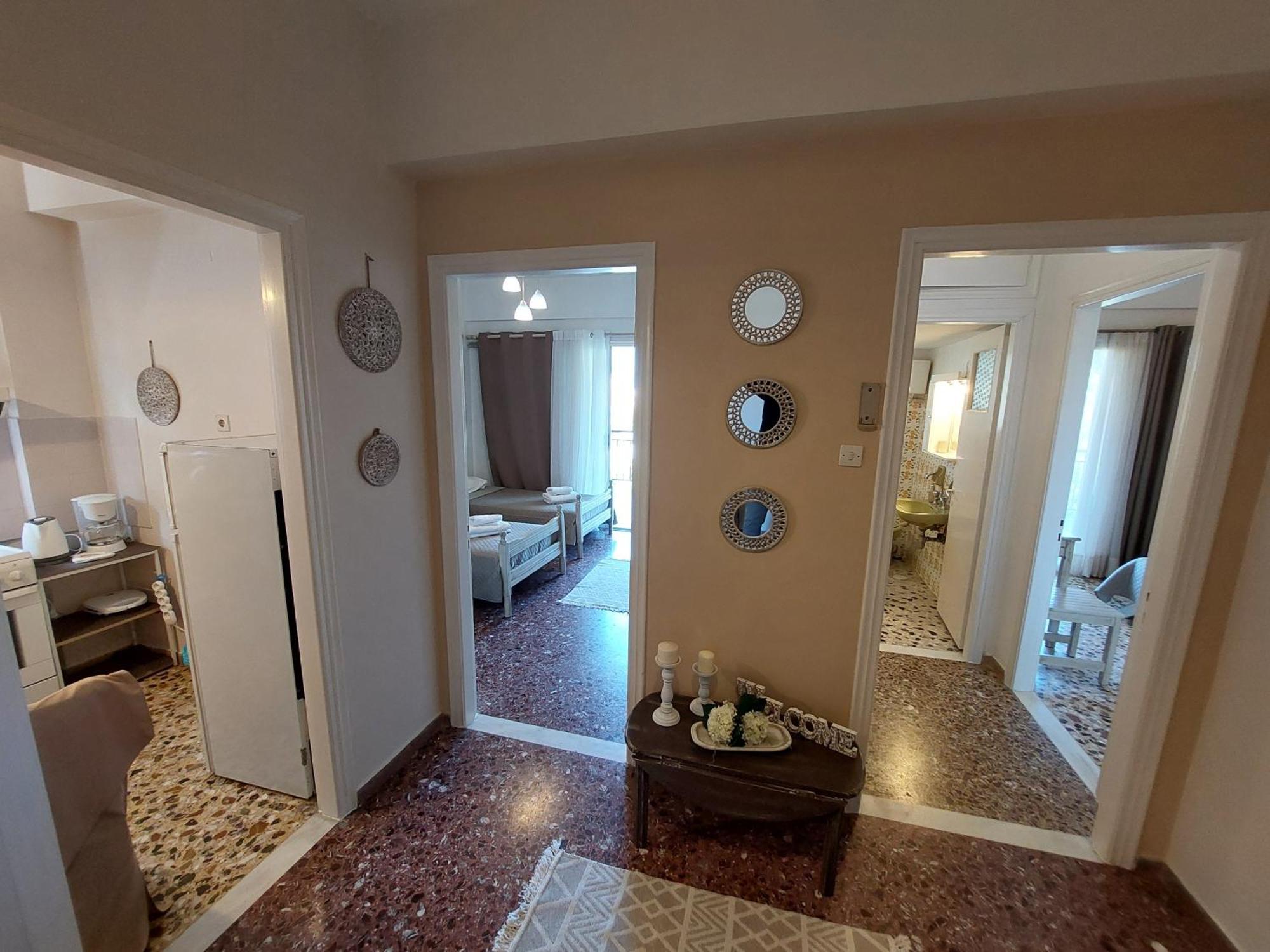 Lourantos & Apartment
