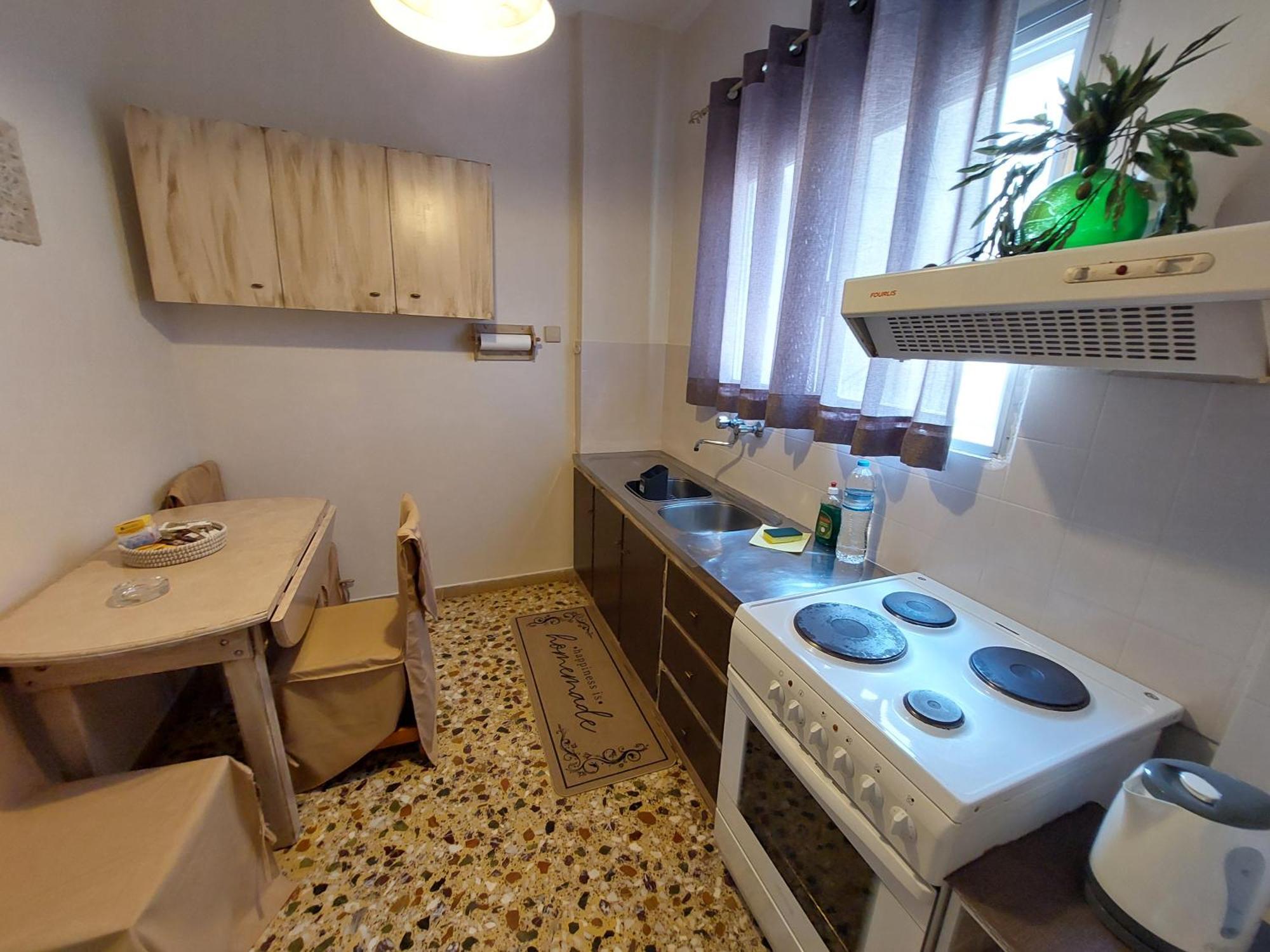 Lourantos & Apartment