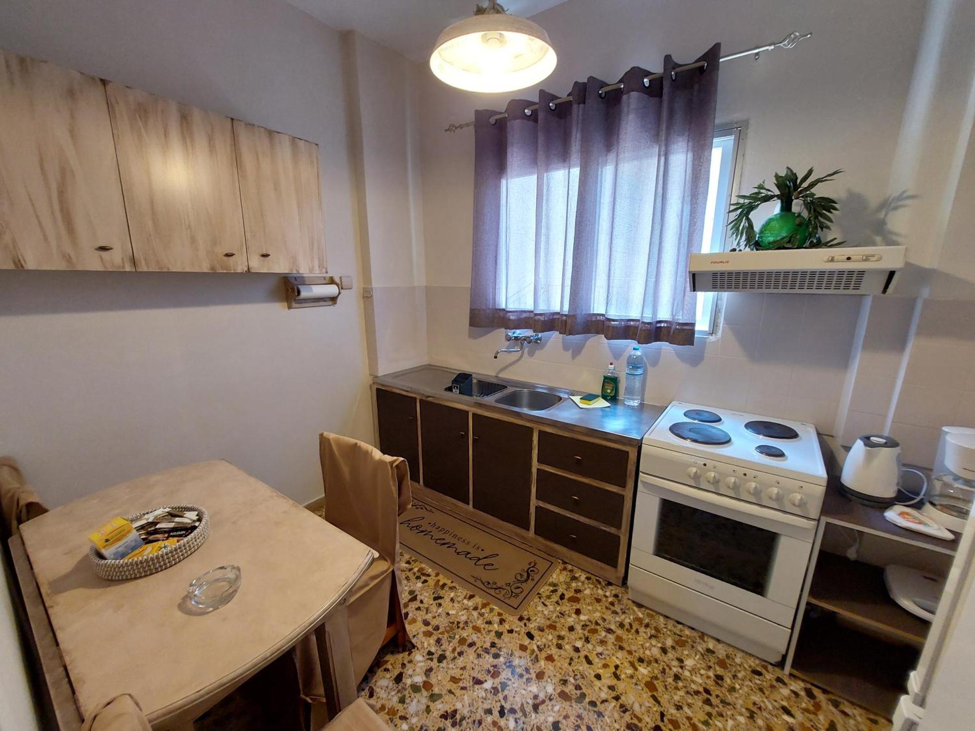 Lourantos & Apartment